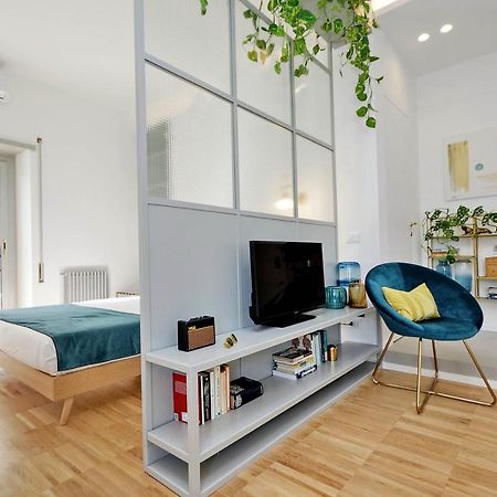 Apartmán Renovated And Cozy Flat Řím Exteriér fotografie