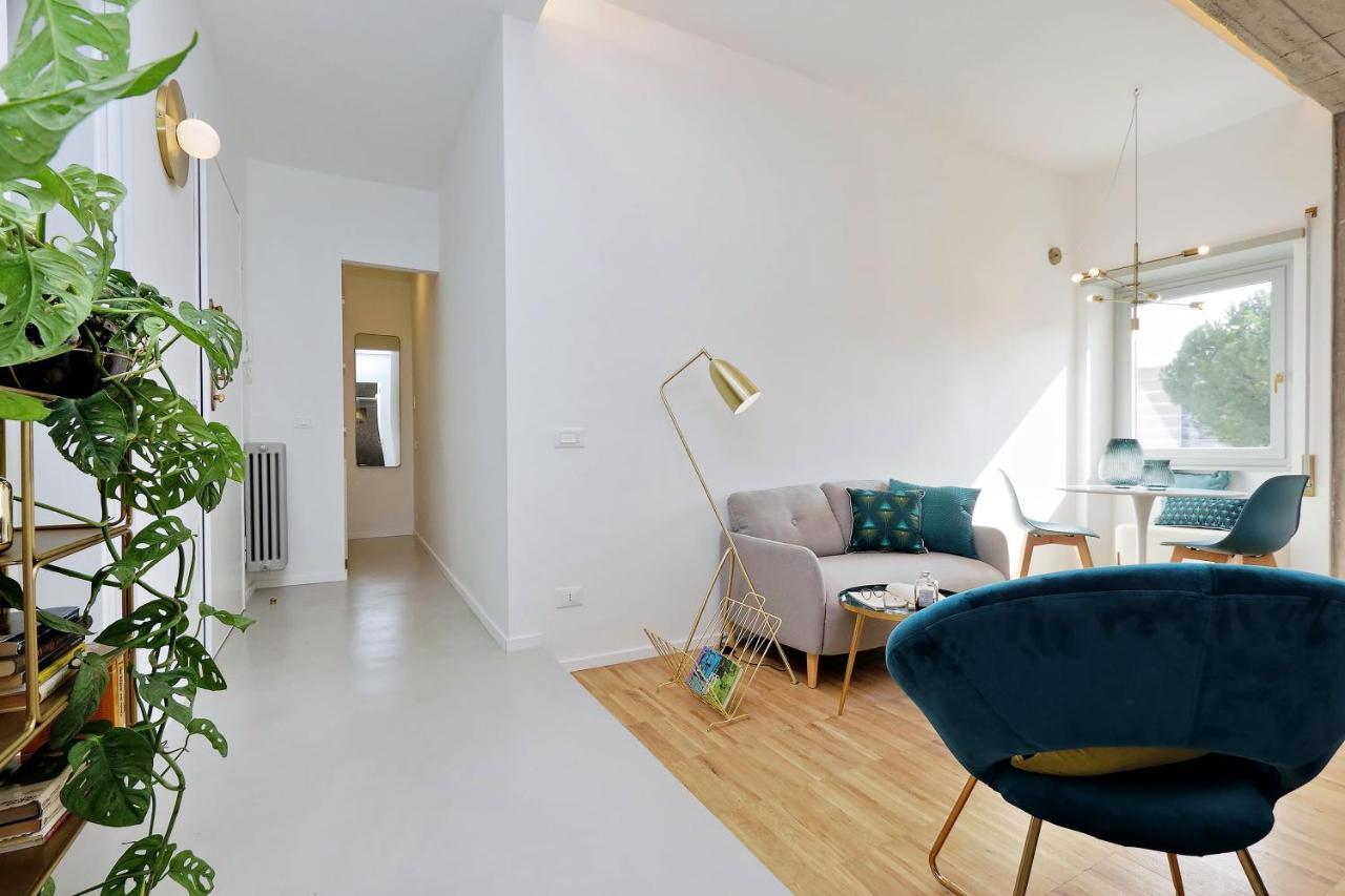 Apartmán Renovated And Cozy Flat Řím Exteriér fotografie