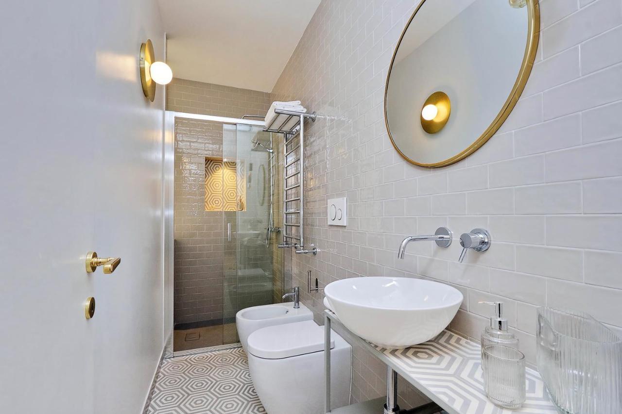 Apartmán Renovated And Cozy Flat Řím Exteriér fotografie